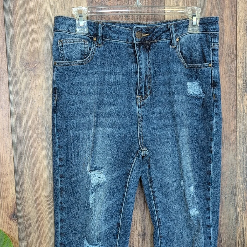 Grace & Lace Straight Leg Dark Wash Distressed High Rise Jeans 8            C183